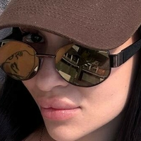 Вип Киттен Голая