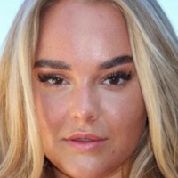 Вивиан Брон Голая