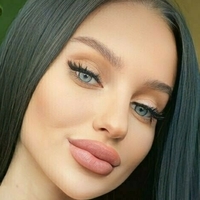 вэнсдэи эдд Голая