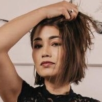 Янин Кампос Голая