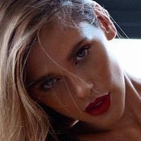 Йеси Понсе де Леон Голая