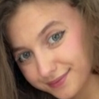 Юуркьюти Голая