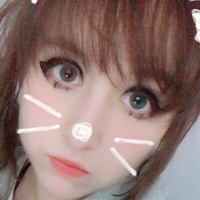 Исса Ака Петтанкейкс Голая