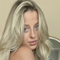 Зоеяун Голая