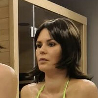 Зсанеттзси Голая